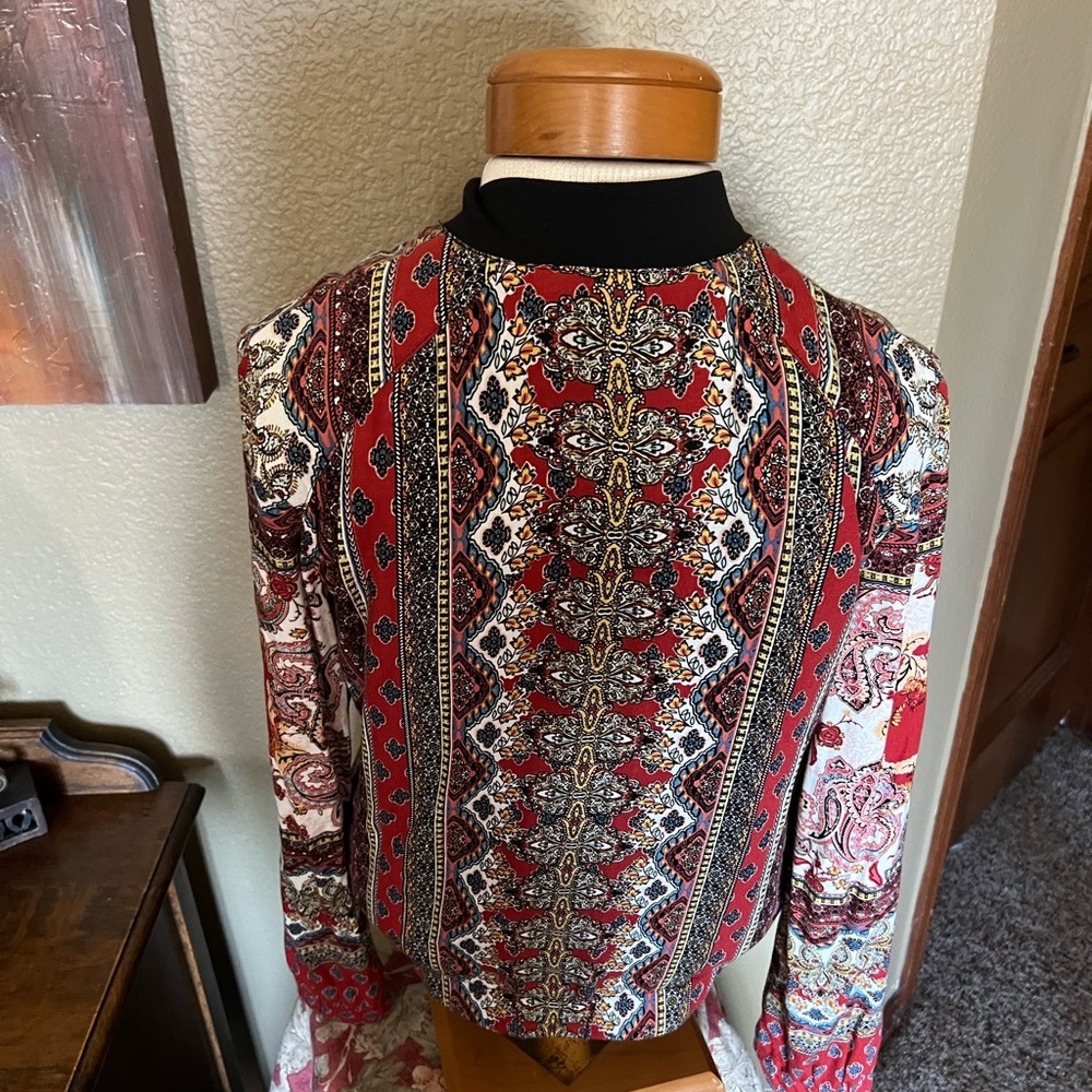 Multi-colored Jacket - Picture 5 of 8